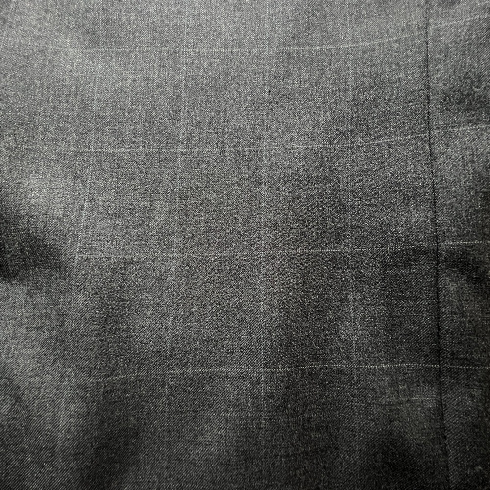 Jos. A. Bank Travelers Collection Gray Windowpane 100% Wool Blazer Jacket 46R - Picture 2 of 13